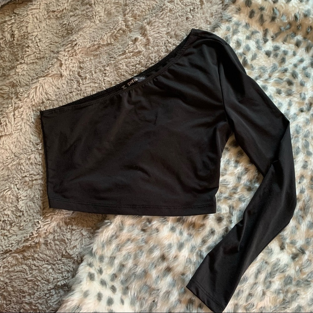 NWOT Shein Crop top 🤍